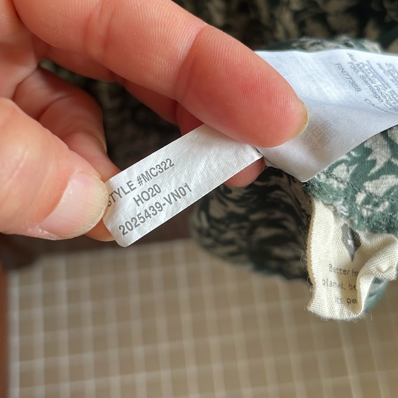 Madewell | V-Neck Button-Front Mini Dress in Forest Leaves XS Long Sleeve - Picture 8 of 8